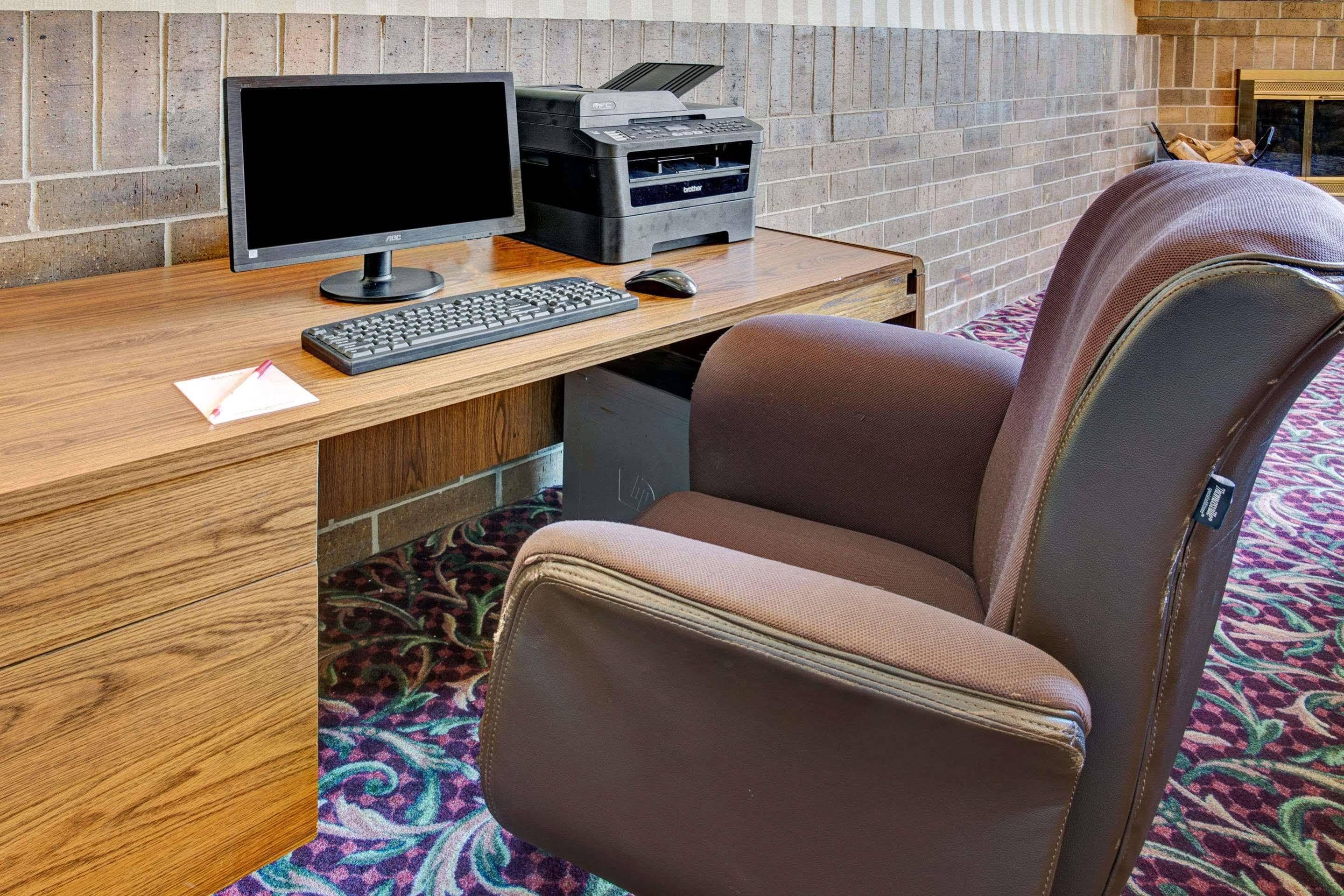 Holiday Inn Indianapolis - Airport Area N By Ihg Buitenkant foto
