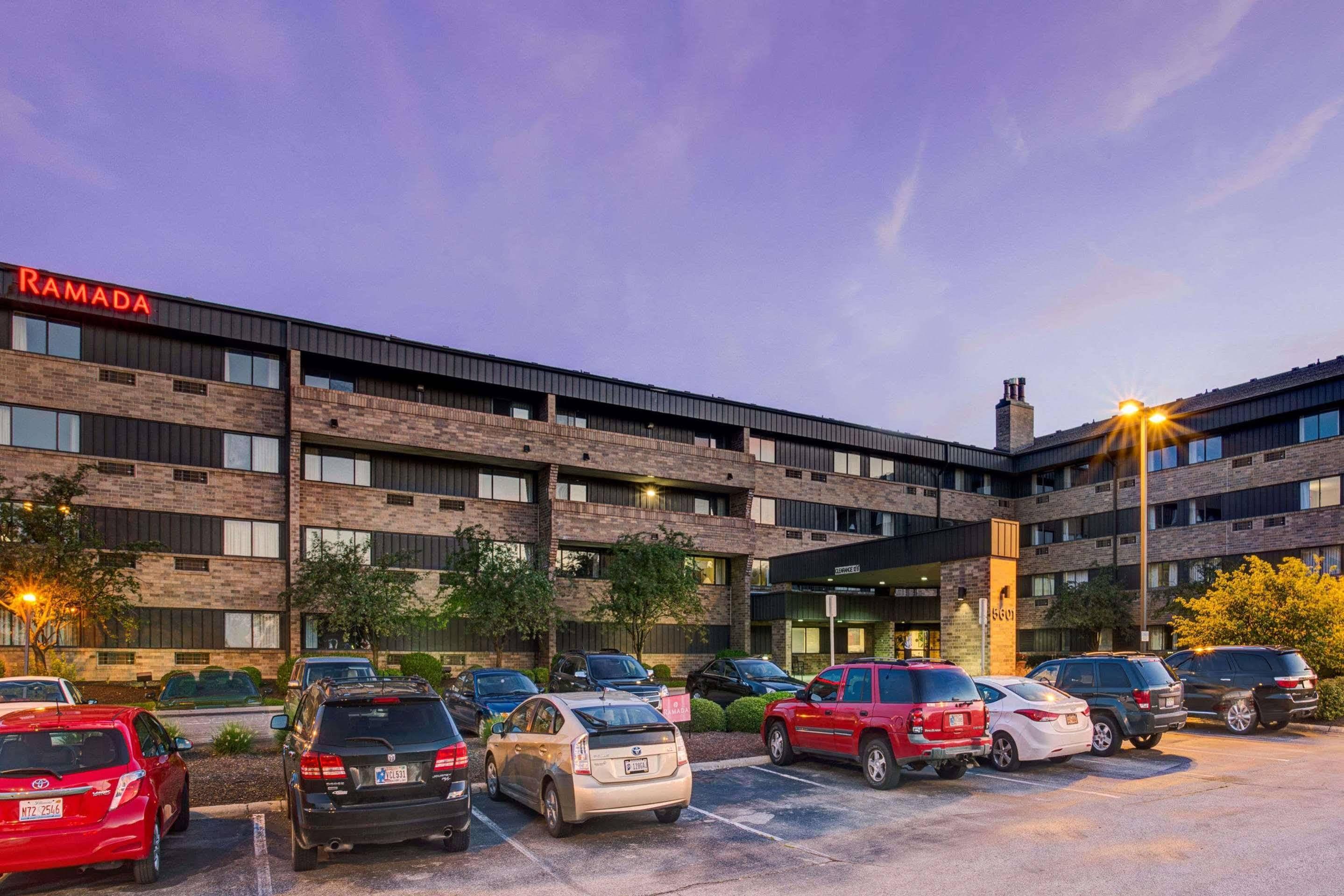 Holiday Inn Indianapolis - Airport Area N By Ihg Buitenkant foto
